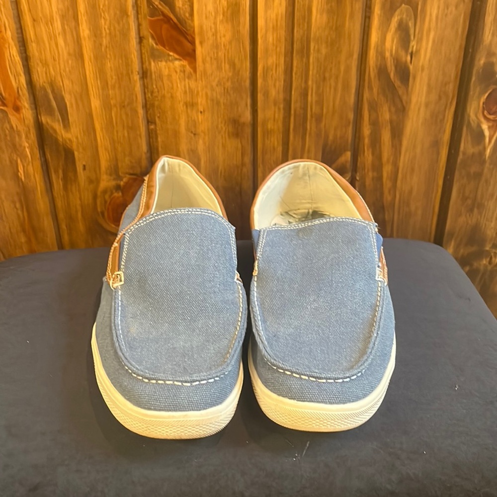 Tommy Bahama loafers